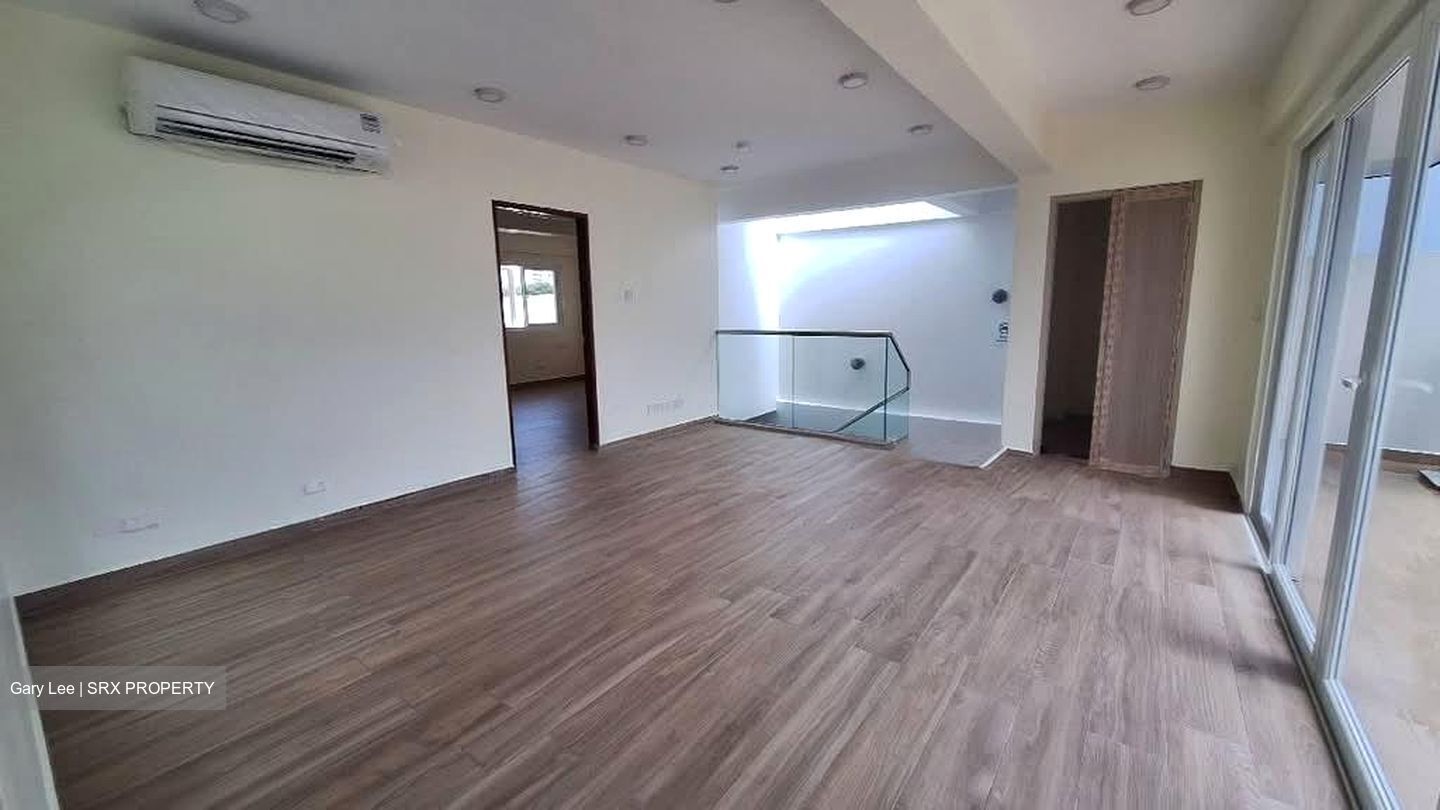 Serangoon Garden Estate (D19), Terrace #580260881